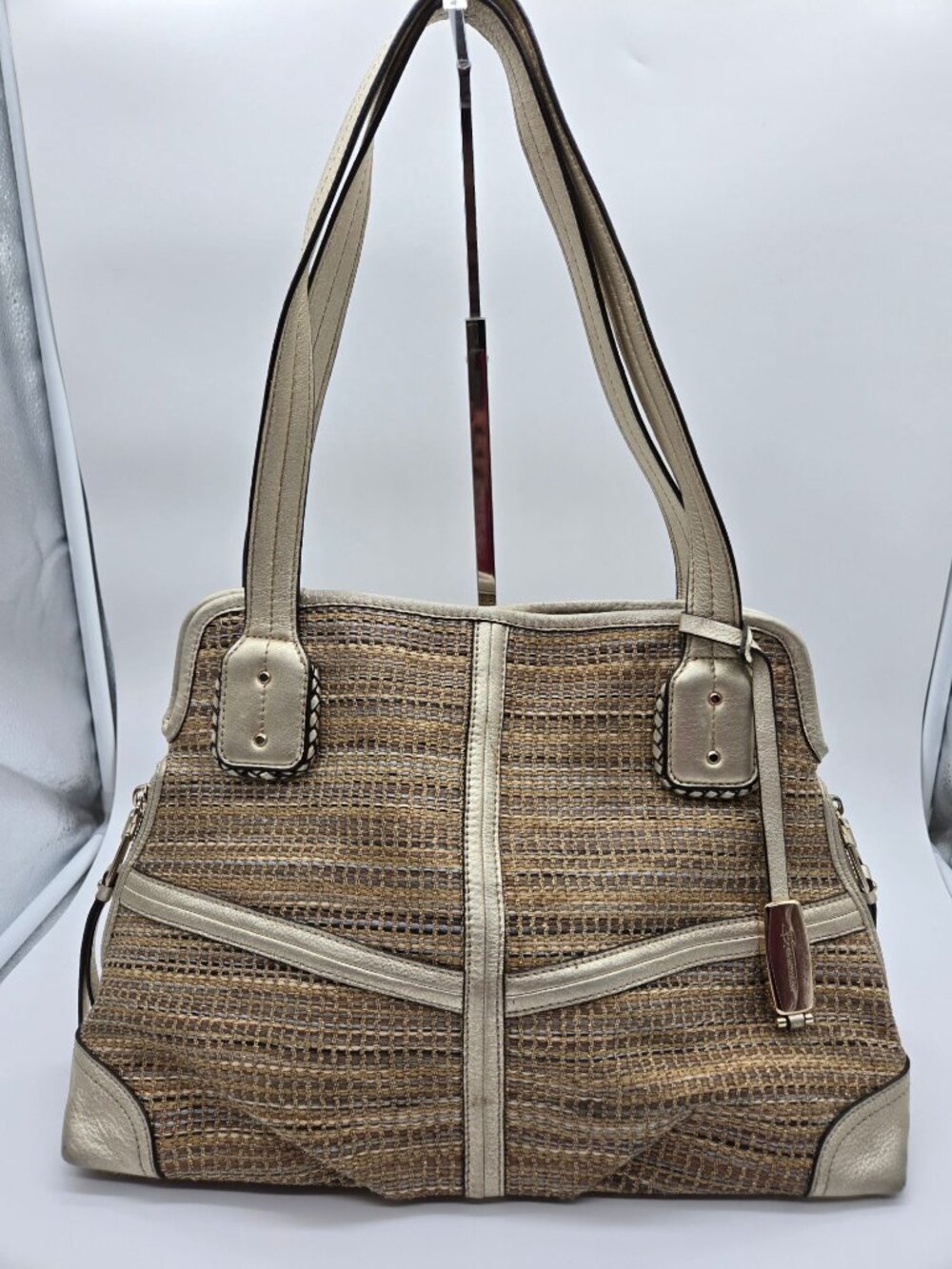 B. Makowsky Gold Leather Woven Shoulder Bag Double Strap Hidden Pocket Purse